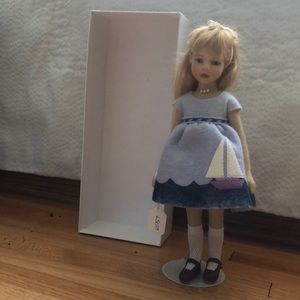 Mia collectors doll mint in box